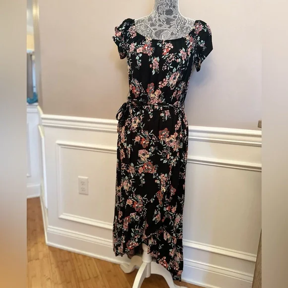 Xhilaration Women’s Black Floral Faux Wrap High Low Dress - Medium - Picture 2 of 10